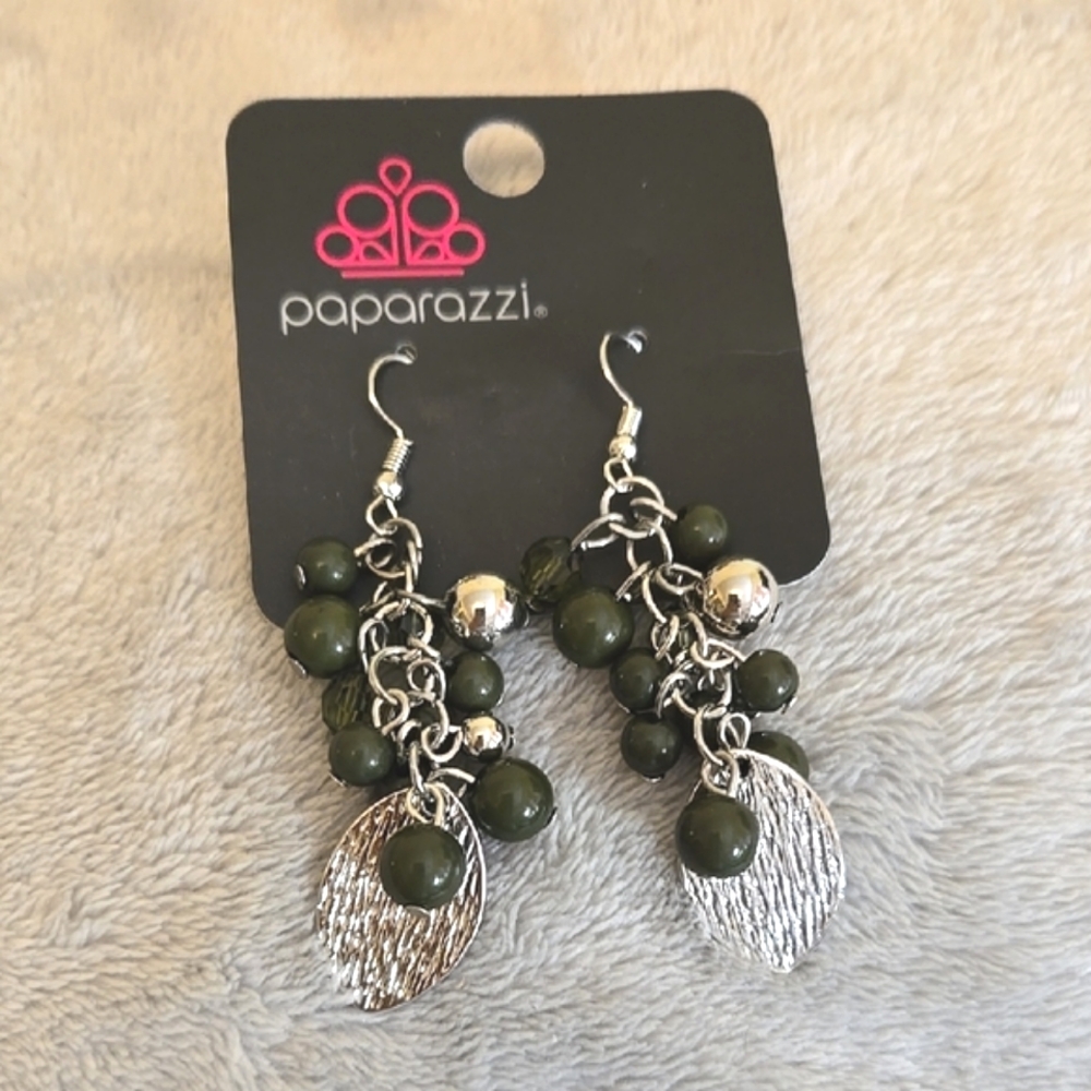 #080 Paparazzi Silver and Green Dangle Earrings